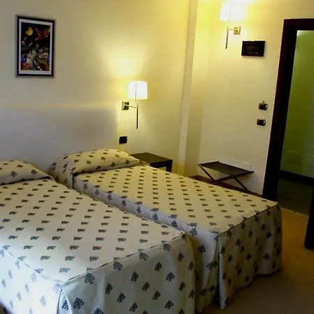 Airport 4* Florence