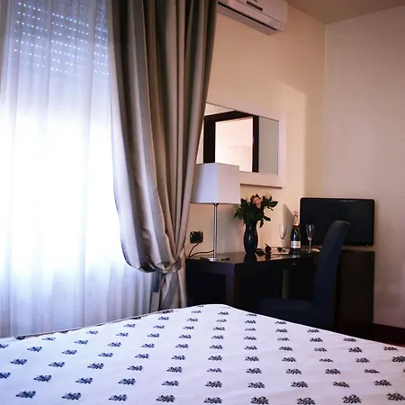 Airport 4* Florence